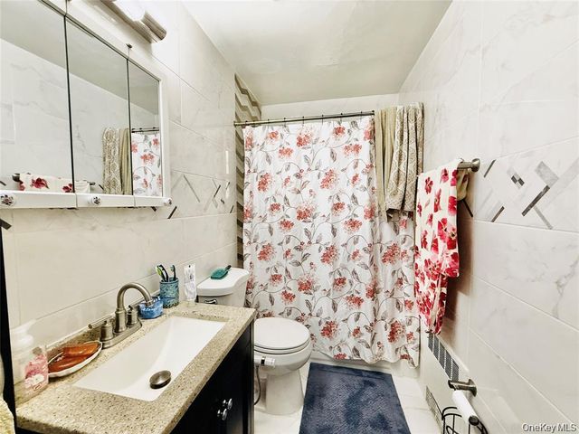 2154 Haight Avenue, Bronx, NY 10461