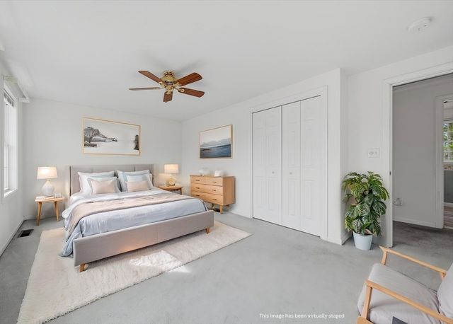 9 Photine Dr, Lowell, MA 01854