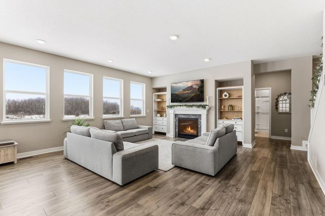 16206 Europa Avenue N, Hugo, MN 55038