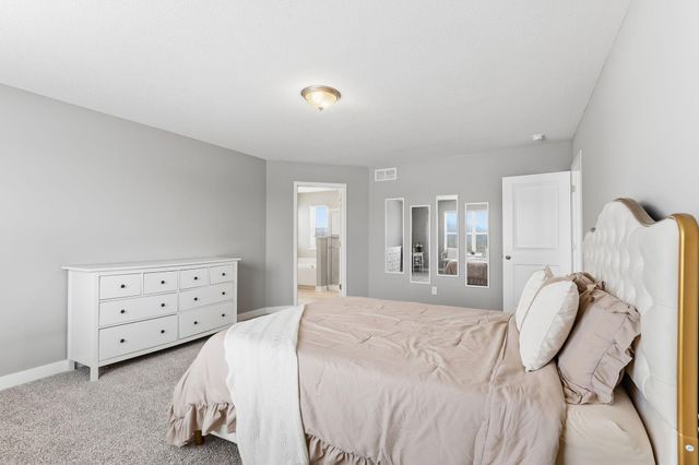 16206 Europa Avenue N, Hugo, MN 55038