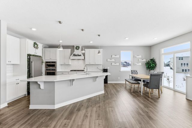 16206 Europa Avenue N, Hugo, MN 55038