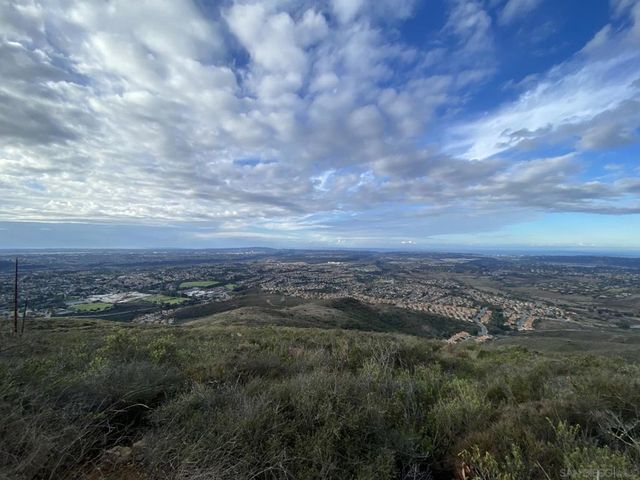 9454 Oviedo St, San Diego, CA 92129