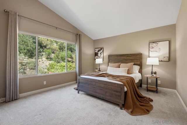 9454 Oviedo St, San Diego, CA 92129