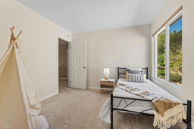 9454 Oviedo St, San Diego, CA 92129