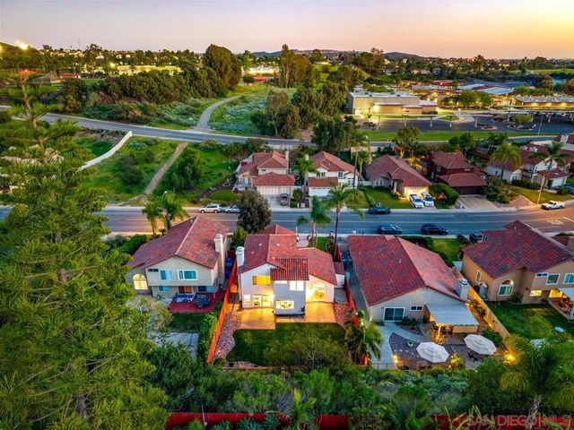 9454 Oviedo St, San Diego, CA 92129