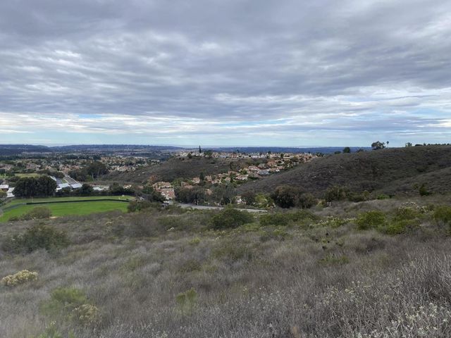 9454 Oviedo St, San Diego, CA 92129