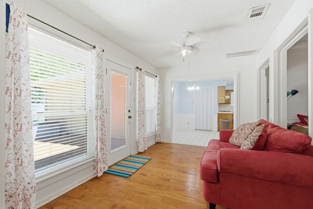 638 Park Lane, Highland Village, TX 75077