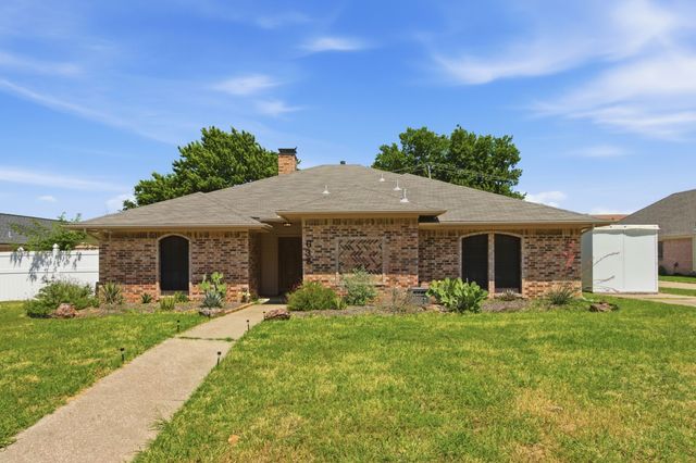 638 Park Lane, Highland Village, TX 75077