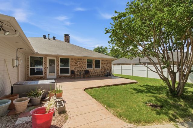 638 Park Lane, Highland Village, TX 75077