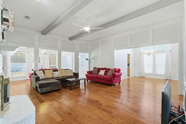 638 Park Lane, Highland Village, TX 75077