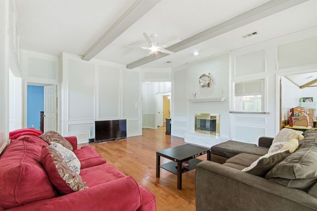 638 Park Lane, Highland Village, TX 75077
