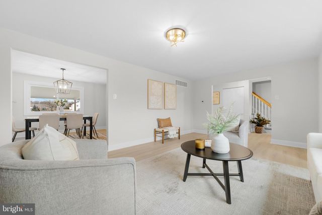 503 VALLEY RUN DR, Cherry Hill, NJ 08002