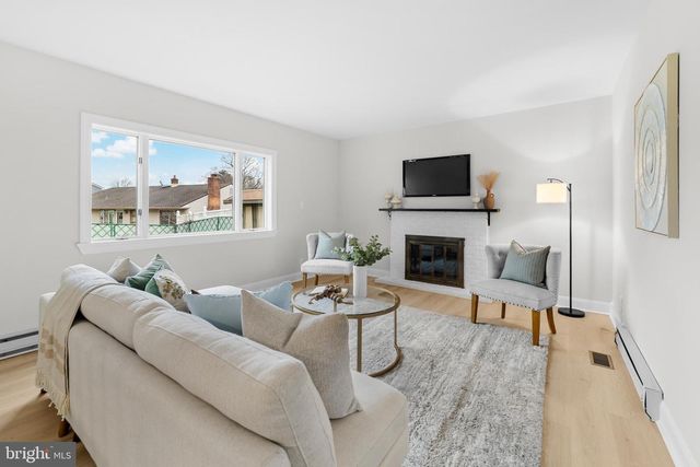 503 VALLEY RUN DR, Cherry Hill, NJ 08002