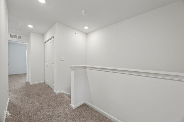 2031 Sequoia Avenue, Mundelein, IL 60060