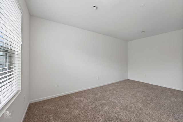 2031 Sequoia Avenue, Mundelein, IL 60060