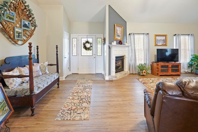 145 Hidden Creek Drive, Somerset, KY 42503