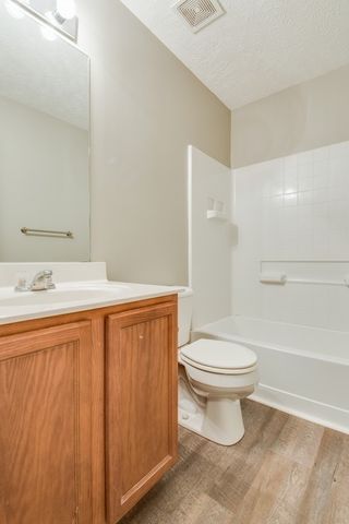 1051 Ashmore Dr, Nashville, TN 37211