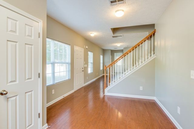 1051 Ashmore Dr, Nashville, TN 37211