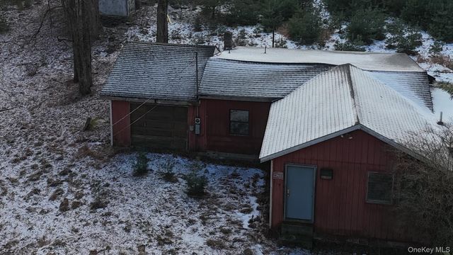 95 Skinner Road, Wurtsboro, NY 12790