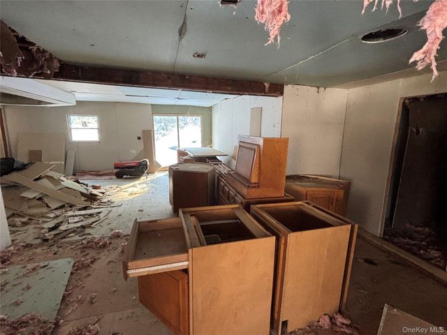 95 Skinner Road, Wurtsboro, NY 12790