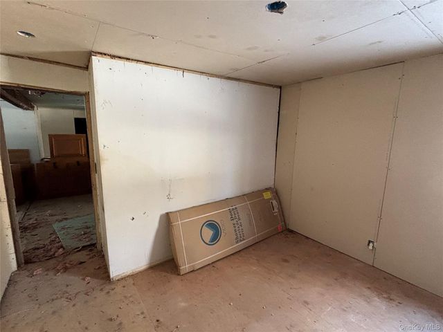 95 Skinner Road, Wurtsboro, NY 12790