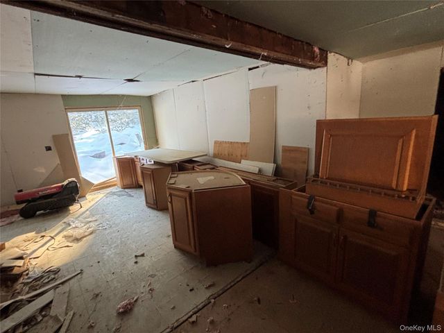 95 Skinner Road, Wurtsboro, NY 12790