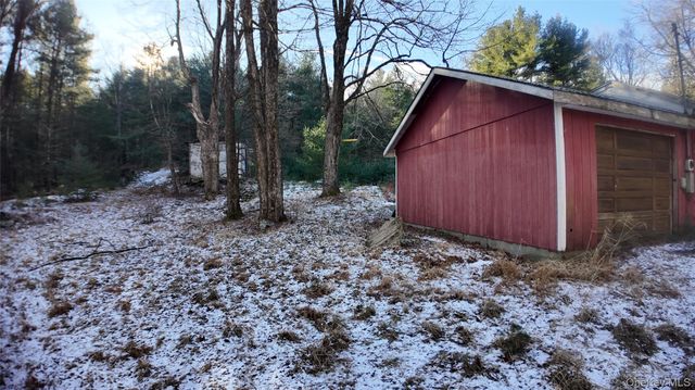 95 Skinner Road, Wurtsboro, NY 12790