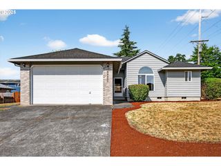59227 WESTSHIRE Ln, St Helens, OR 97051