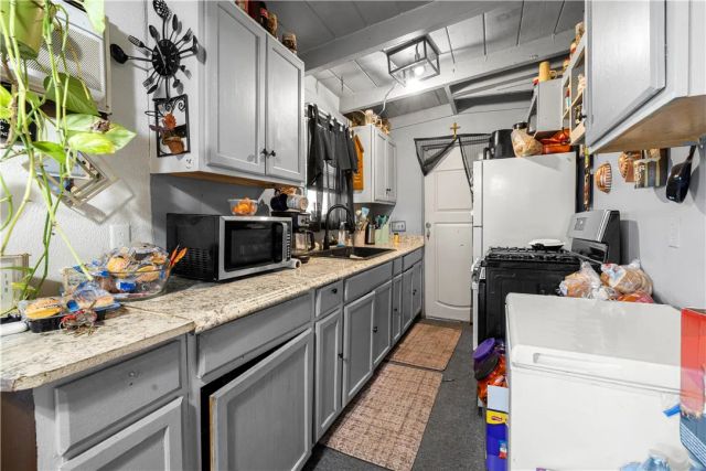 26802 Girard Street, Hemet, CA 92544