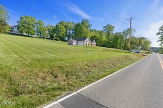 144 Boones Station Road, Johnson City, TN 37615