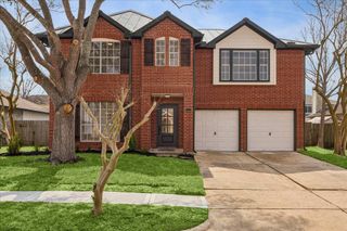 4524 Fox Run Street, Pearland, TX 77584