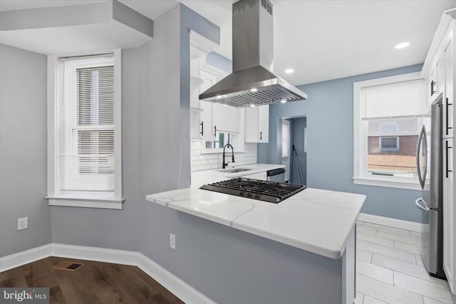 443 FERN ST, Philadelphia, PA 19120