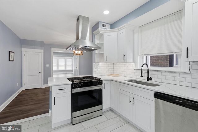 443 FERN ST, Philadelphia, PA 19120
