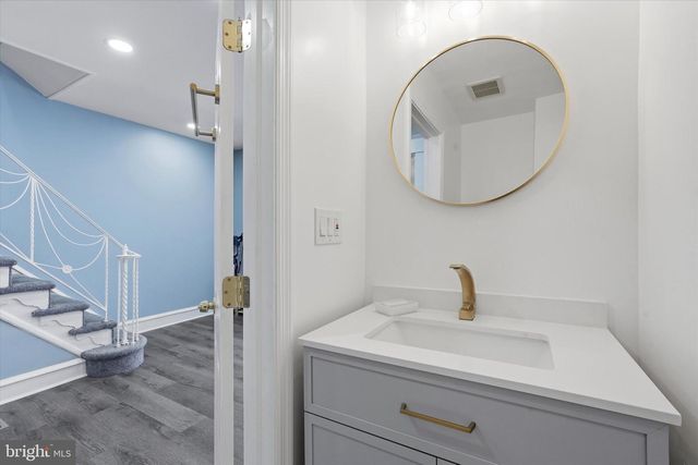 443 FERN ST, Philadelphia, PA 19120
