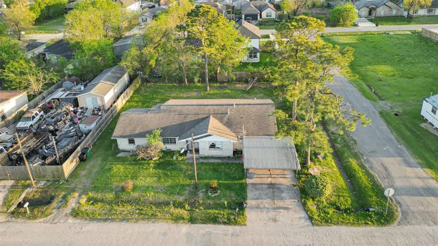 7954 Booker St, Houston, TX 77028