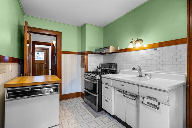 23 Martinot Avenue, Rochester, NY 14609