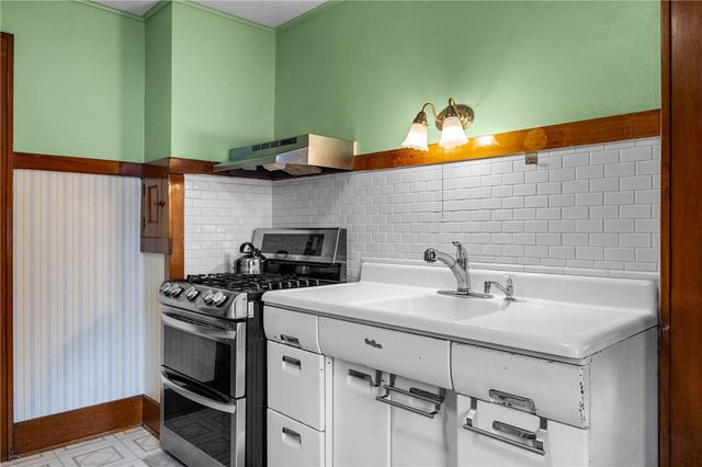 23 Martinot Avenue, Rochester, NY 14609