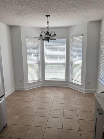 5149 Whitehurst Lane, Crestview, FL 32536