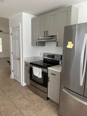 5149 Whitehurst Lane, Crestview, FL 32536