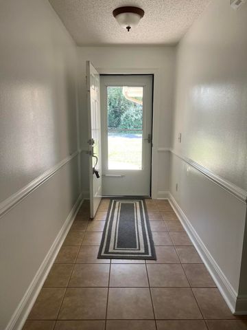 5149 Whitehurst Lane, Crestview, FL 32536