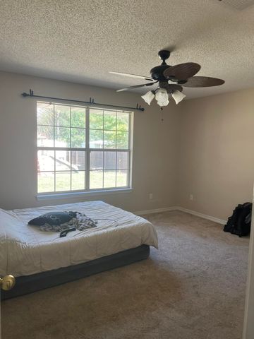 5149 Whitehurst Lane, Crestview, FL 32536