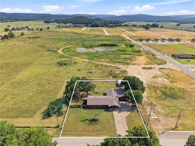 611 Butler Road, Prairie Grove, AR 72753