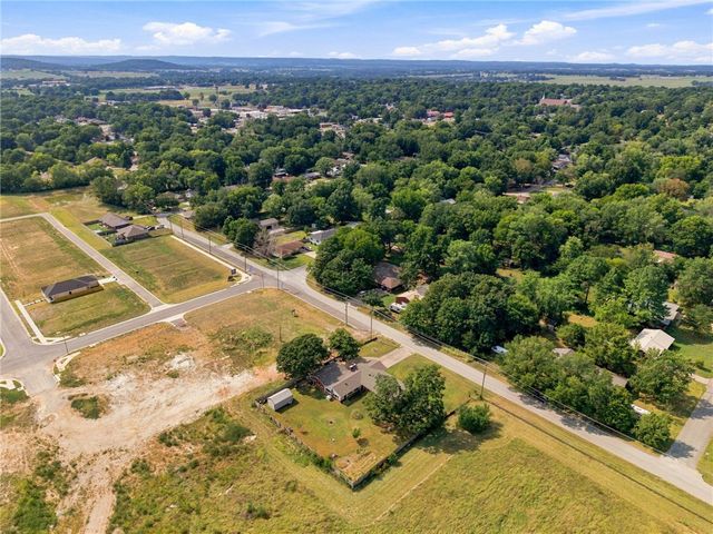 611 Butler Road, Prairie Grove, AR 72753