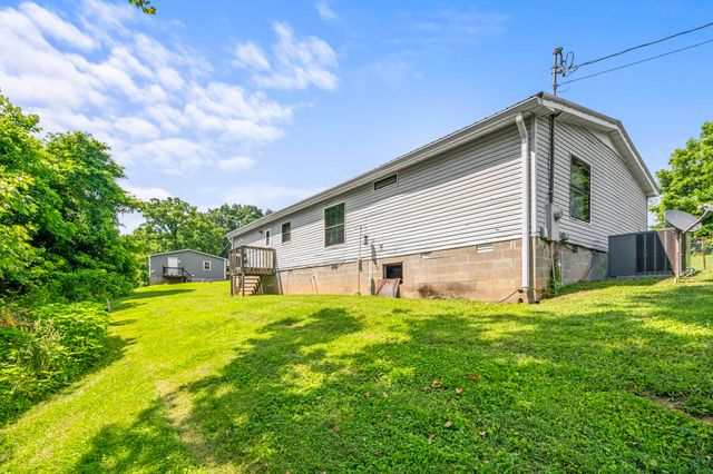 1189 Leo Baker Rd, Ashland City, TN 37015
