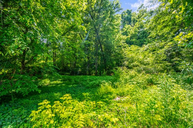 1189 Leo Baker Rd, Ashland City, TN 37015