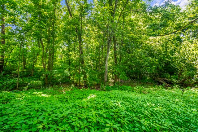 1189 Leo Baker Rd, Ashland City, TN 37015