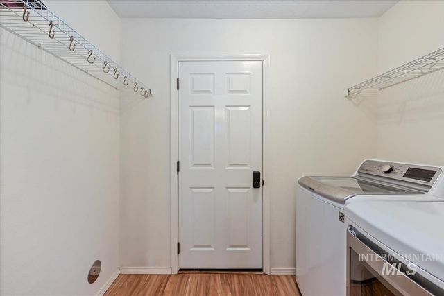 9690 W Weir Hollis Dr, Boise, ID 83709