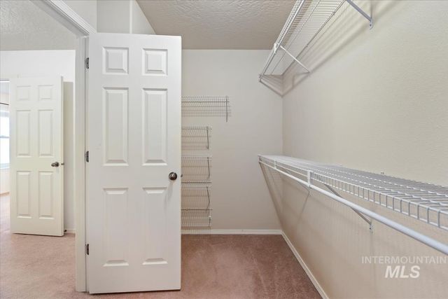 9690 W Weir Hollis Dr, Boise, ID 83709