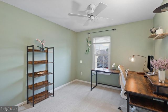 14722 STREAM POND DR, Centreville, VA 20120