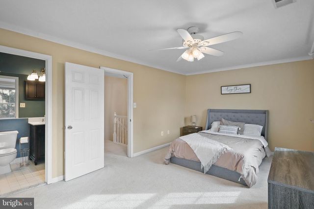 14722 STREAM POND DR, Centreville, VA 20120